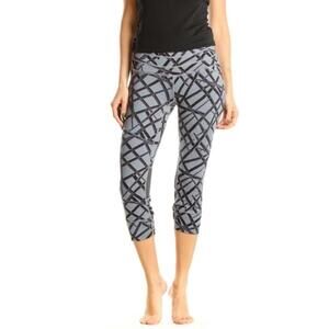 Women's Athleta Capri Leggings - Size M